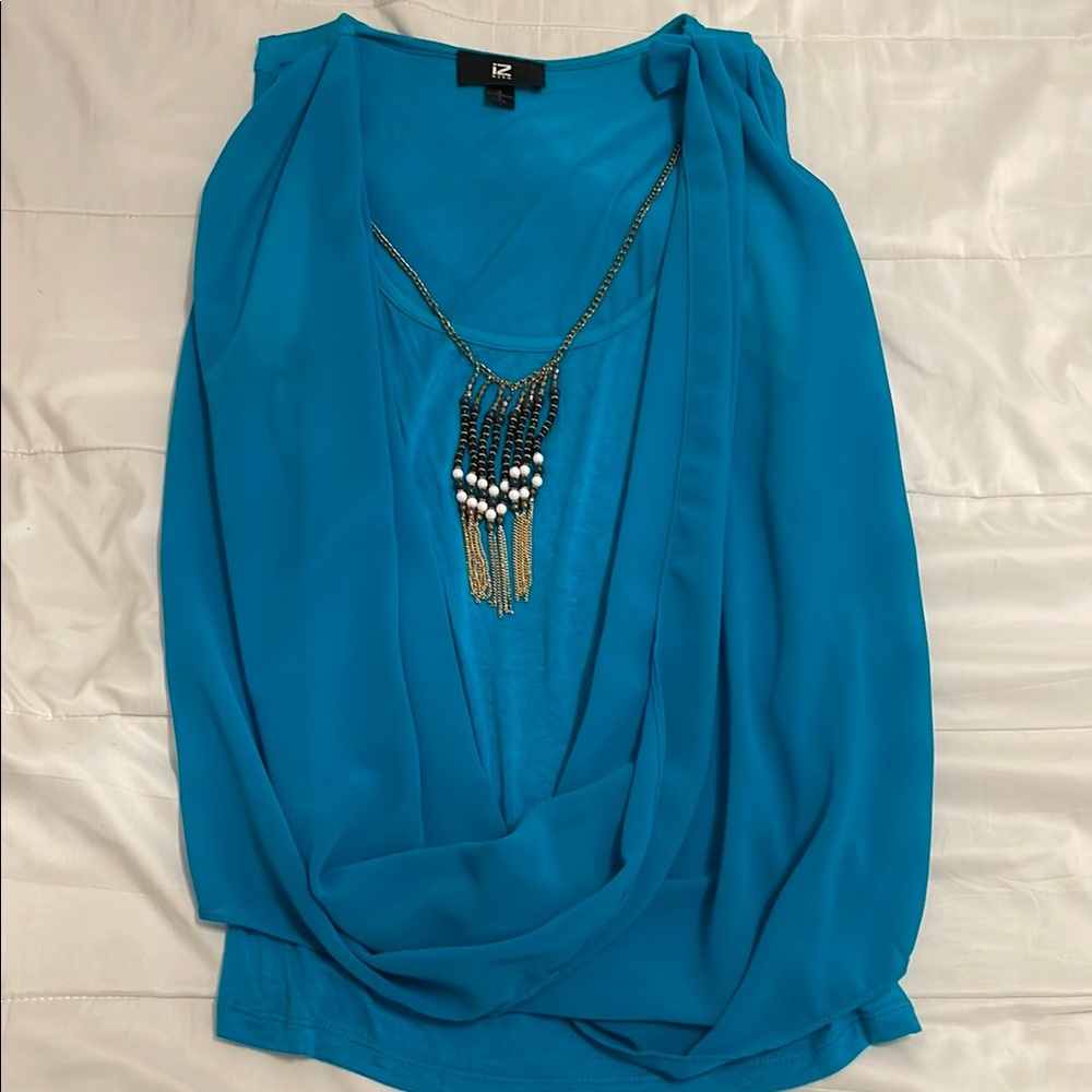 Elegant Blue Women's Top with Necklace